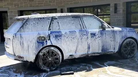 Range Rover covered in foam during a LabShine mobile wash